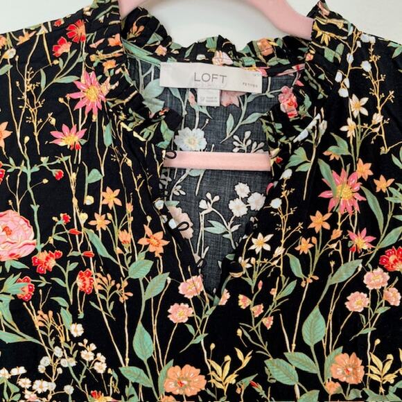 LOFT Women's  Floral Ruffle Split Neck Dress Small Petite - Picture 4 of 7